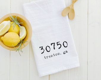 Zipcode and City Tea Towel, Housewarming Gift Dishtowel, Flour Sack Farmhouse Hand Towel, Kitchen or Guest Bath Towel, Wedding Gift for BFF