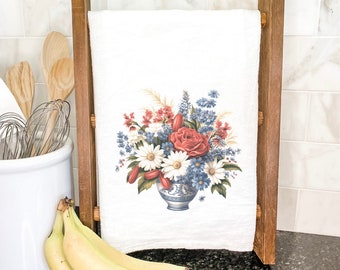 Vintage Daisy Vase - Cotton Tea Towel, Flour Sack Towel, Gift from Realtor, Custom City State, Farmhouse Decor, 27" x 27"