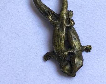 1 Colgante Lagartija Gecko Tono Plata Antigua BFM24