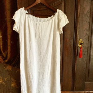 Antiques Victorian White Embroidered Monogram M Nightdress