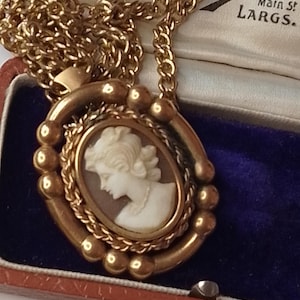 Antiques Edwardian Pinchbeck Cameo Brooch Pendant Necklace