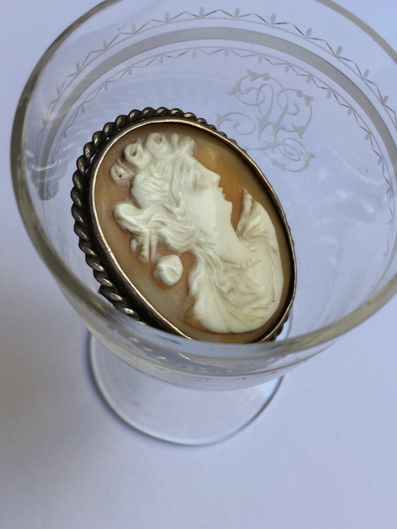 Antiques Edwardian Belle Epoque Silver Cameo Brooc