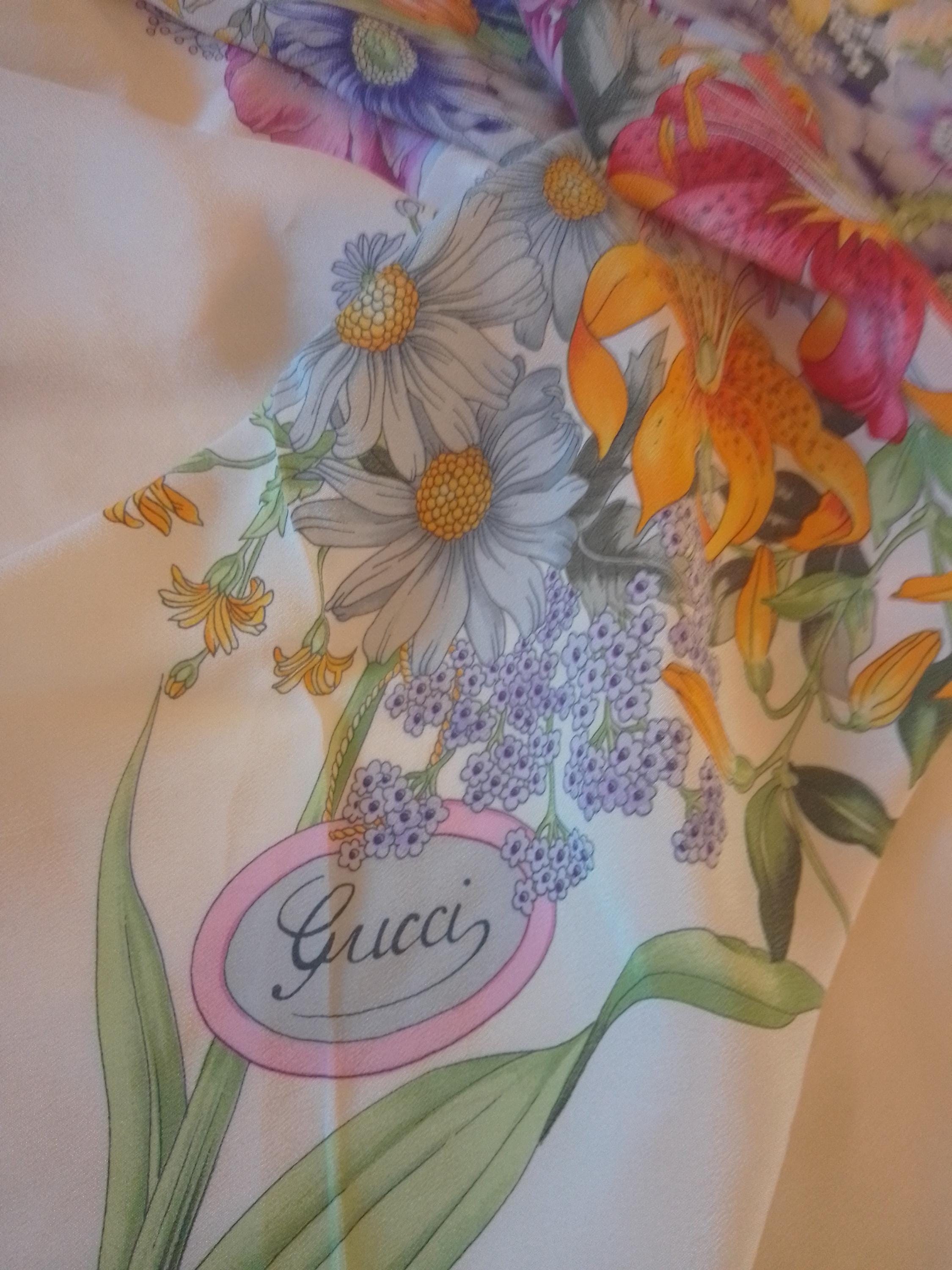 GUCCI定番フローラルスカーフ GUCCI グッチ スカーフ フローラプリント シルクネックボウ