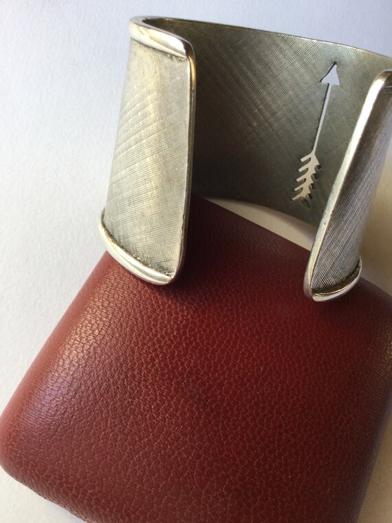 Antiques 1950s Heavy Solid Silver Cuff Bangle Bra… - image 5