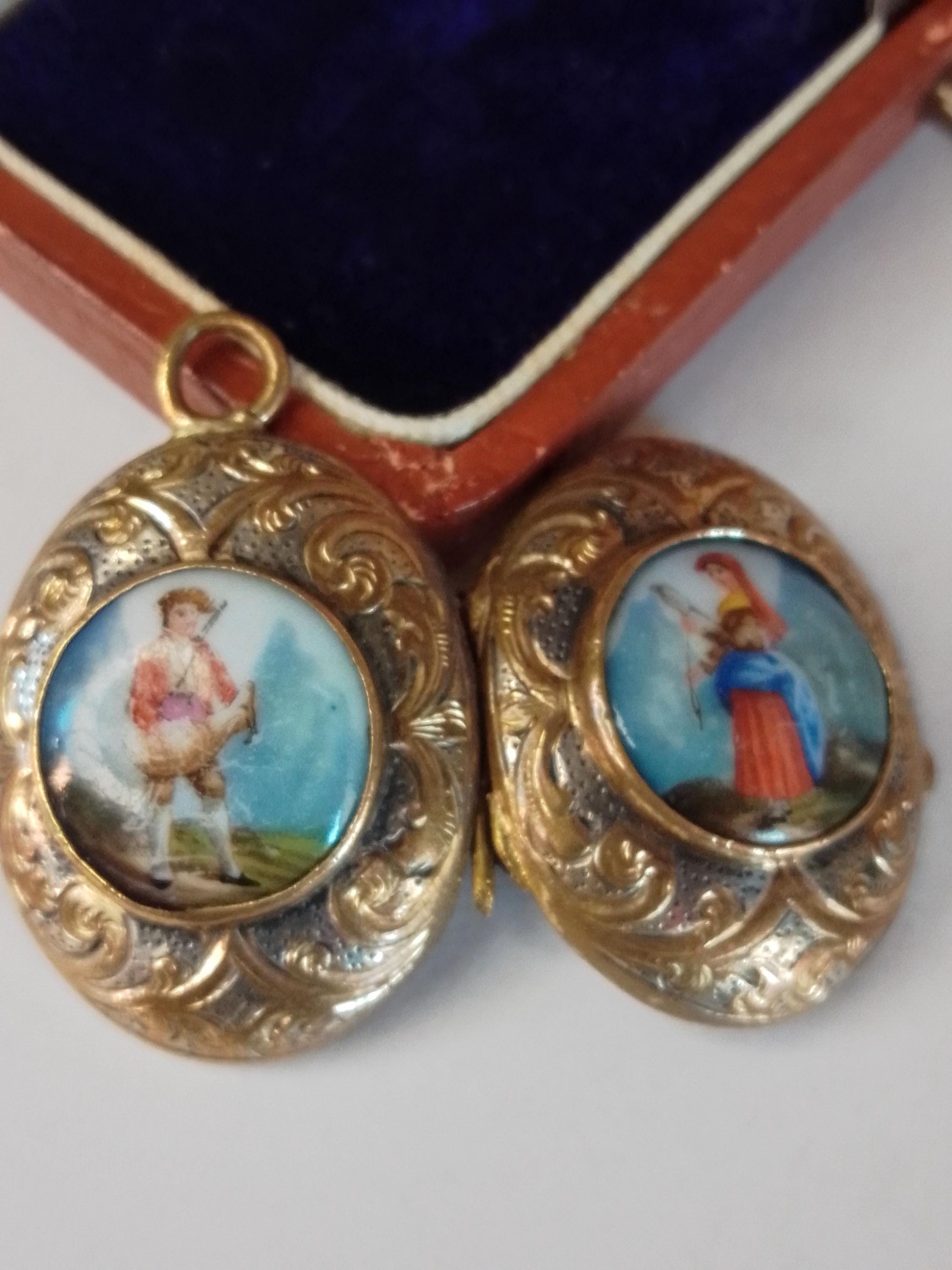 アンティーク　ヴィクトリア朝　フォブ　ロケット　ペンダント　ネックレス アンティーク ビクトリア朝 グランド ツアー ミニチュア フォト