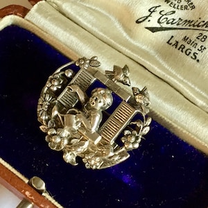 Antiques Victorian Silver Openwork Children Brooch