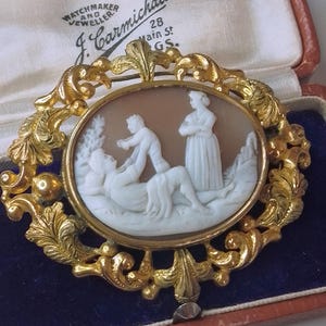 Antiques Victorian Pinchbeck Frame Cameo Brooch