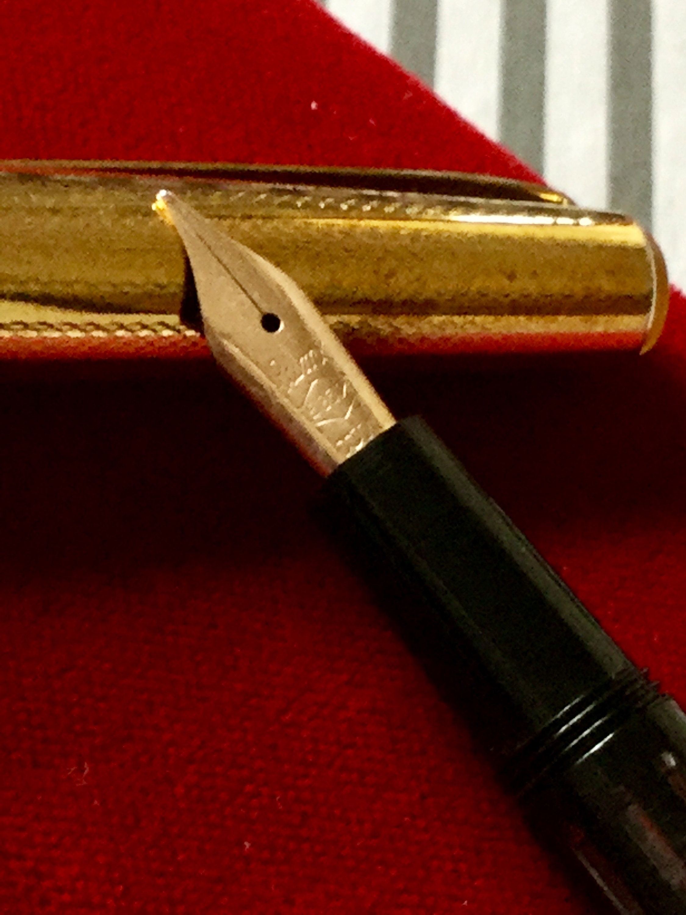 Office Home & Living Paperweights Vintage 1950s Columbus Gold Plated