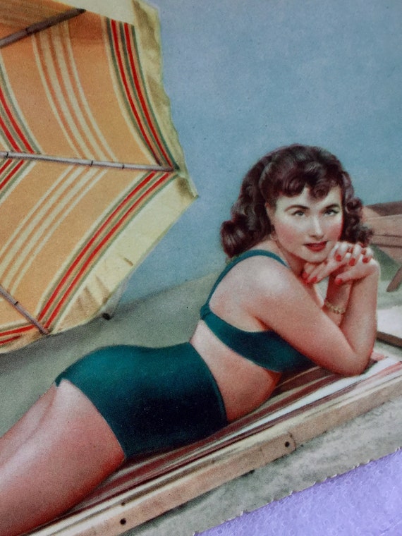 Vintage 1950s Pinup Girls Postcard 