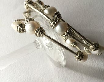 Vintage pearl and silver spring bracelet, wedding jewels