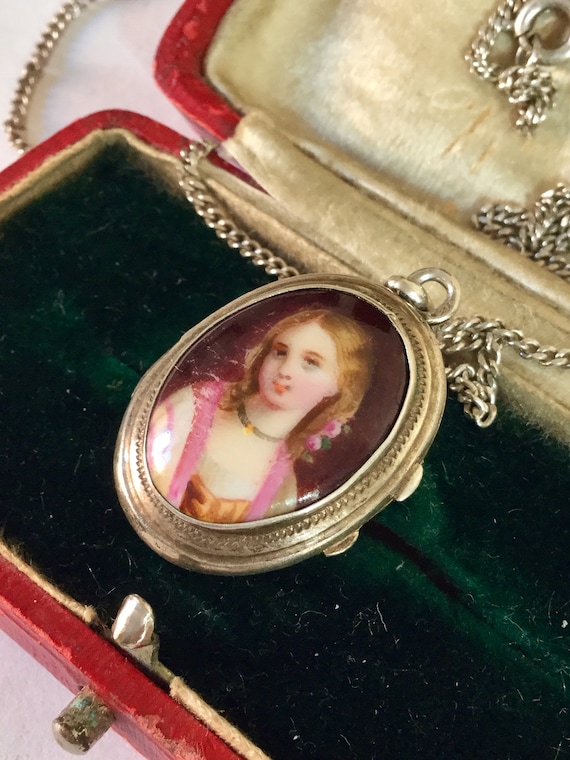 Antiques Victorian Miniature Silver Photo Locket Pendant