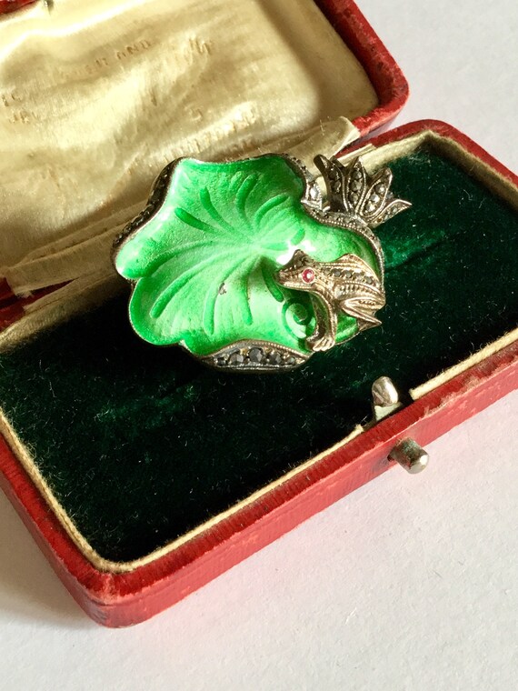 Antiques Art Deco Silver Enameled Lotus Frog Broo… - image 3