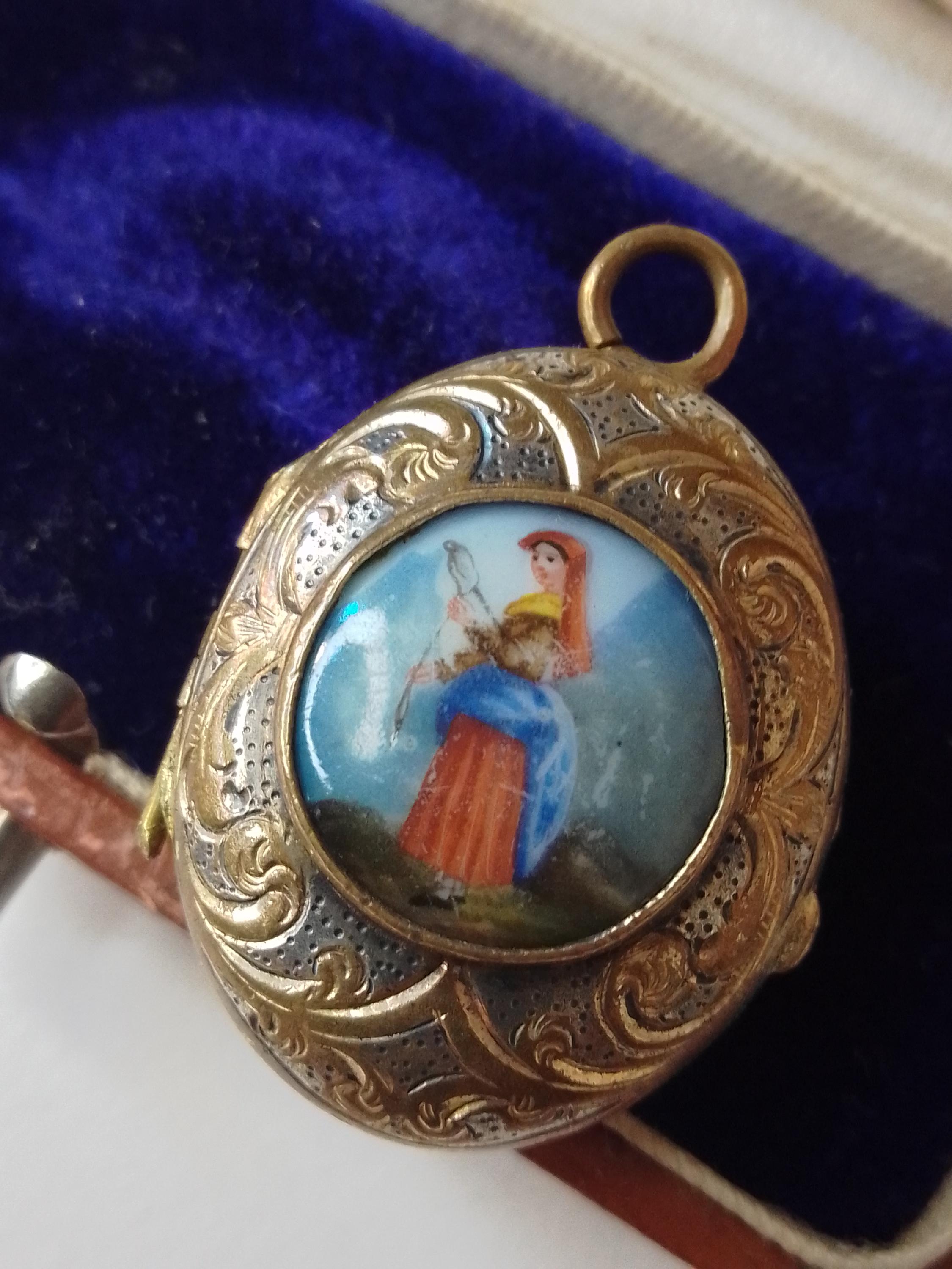 アンティーク　ヴィクトリア朝　フォブ　ロケット　ペンダント　ネックレス アンティーク ビクトリア朝 グランド ツアー ミニチュア フォト
