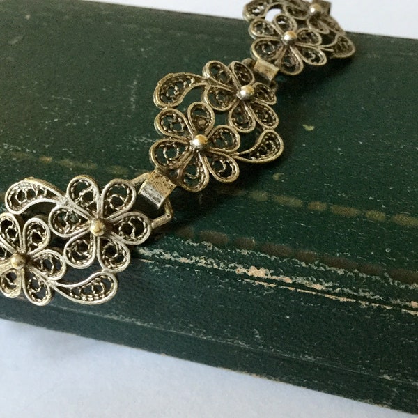 Antiques Art Nouveau Style Flowered Silver Filigree Bracelet