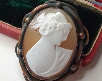 Broche de camafeu com moldura vitoriana antiga Pinchbeck