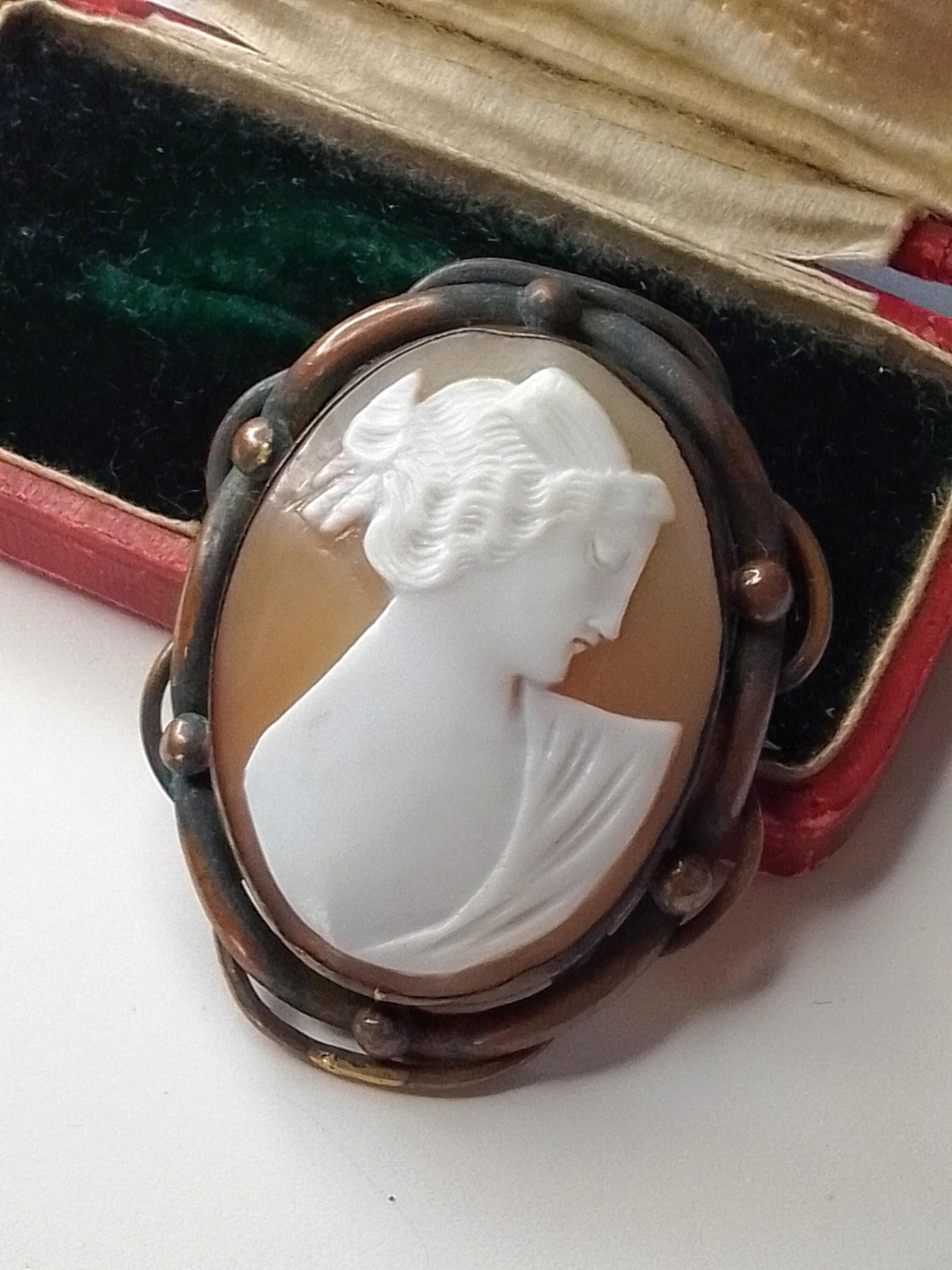 Broche Ancienne Ornementale En Forme D'aigle, Style Napoléon III - Occasion