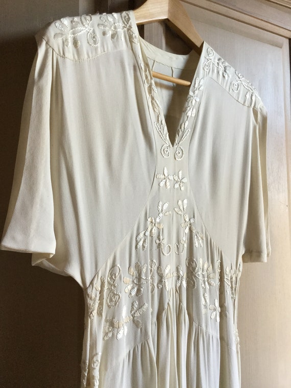 Antique 1940s Cream Silk Embroidered Wedding Dress