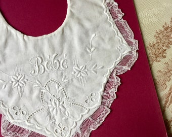 Antiques Victorian Lace Embroidered Bebè Baby Bib