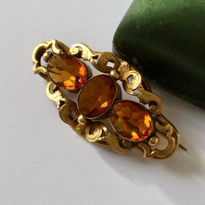 Antiques Victorian Ornate Large Citrine Pinchbeck Brooch