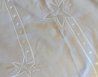Antiques Edwardian Leaves Embroidered Table Cloth Or Curtain
