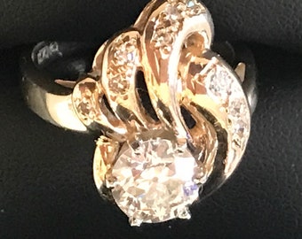 Beautiful custom made designer diamond ring, 1.24 Ct + 8 other diamonds, 14k gold, appraised at 11K, now available for 3500