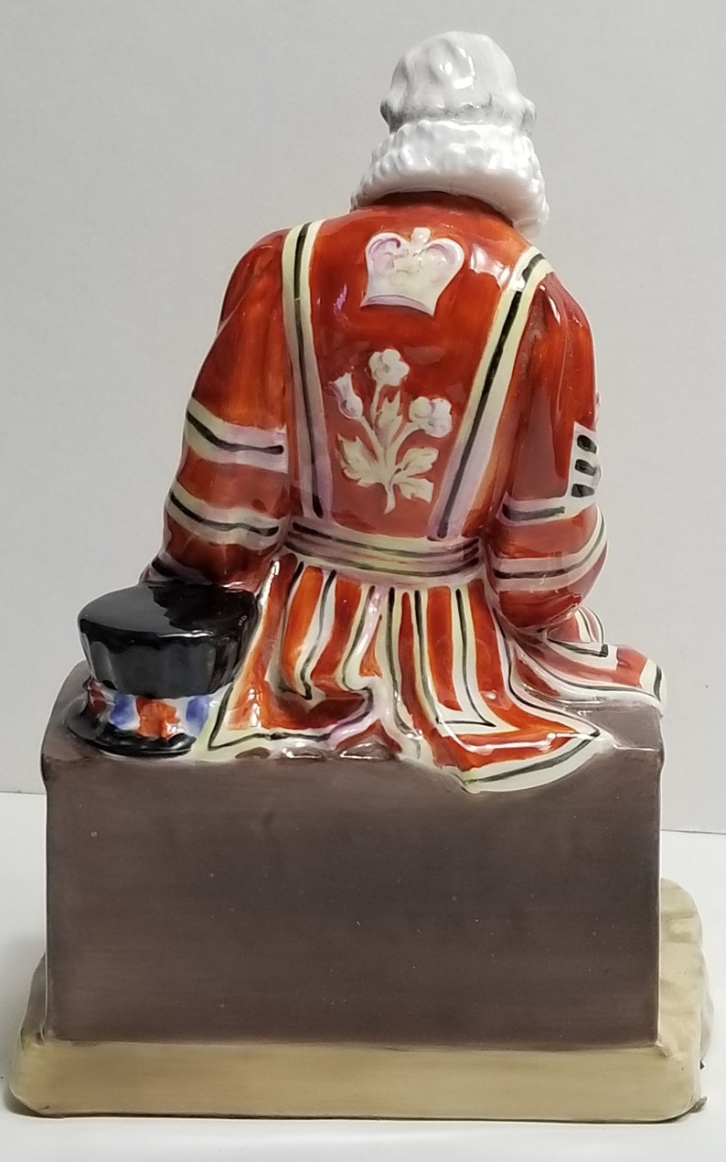 Rare Royal Doulton & Co. A Yeoman of the Guard HN2122 Figurine Etsy UK