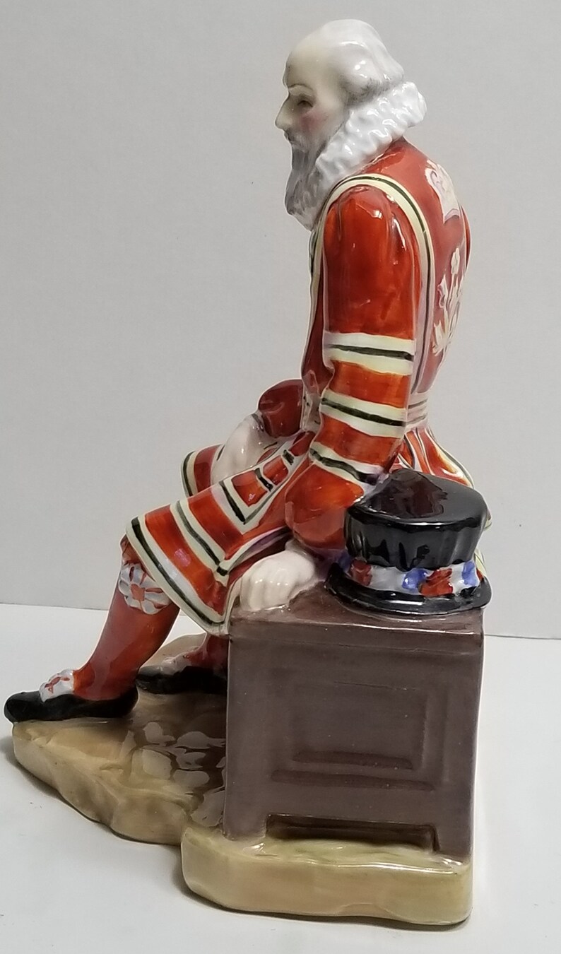 Rare Royal Doulton & Co. A Yeoman of the Guard HN2122 Figurine Etsy UK