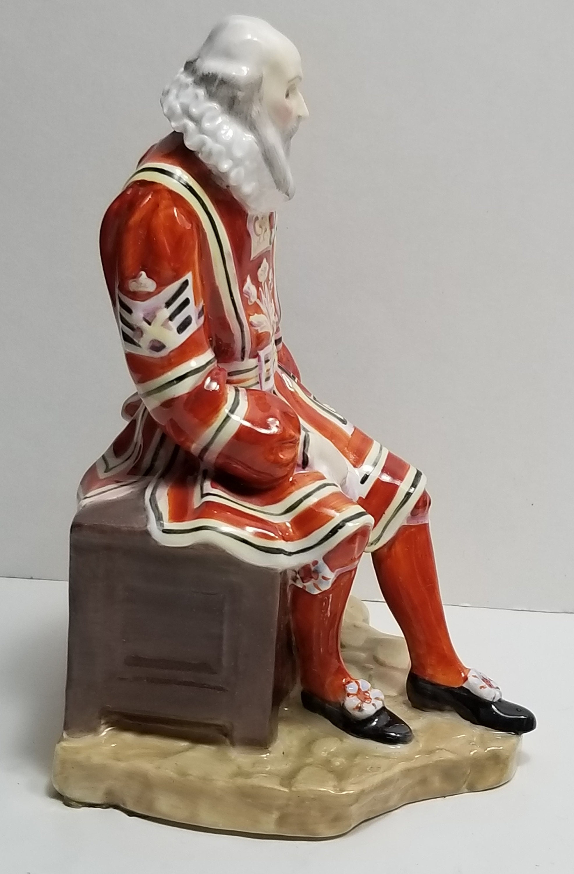 Rare Royal Doulton & Co. A Yeoman of the Guard HN2122 Figurine Etsy