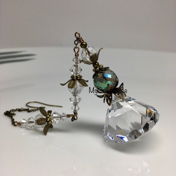 Vintage Style Sun Catcher Crystal Glass Pendant Window Ornament, Cone Shape Crystal, Diamond Shape Crystal Prism