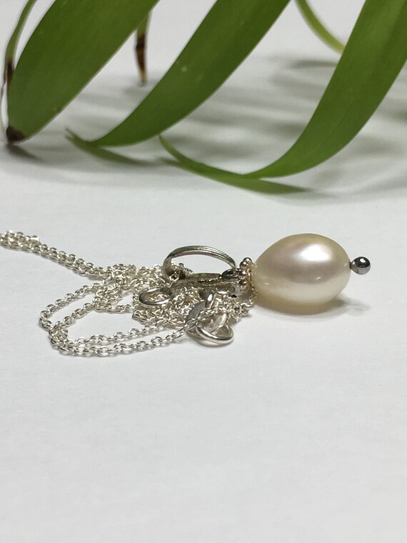 16 inch single pearl necklace deals
