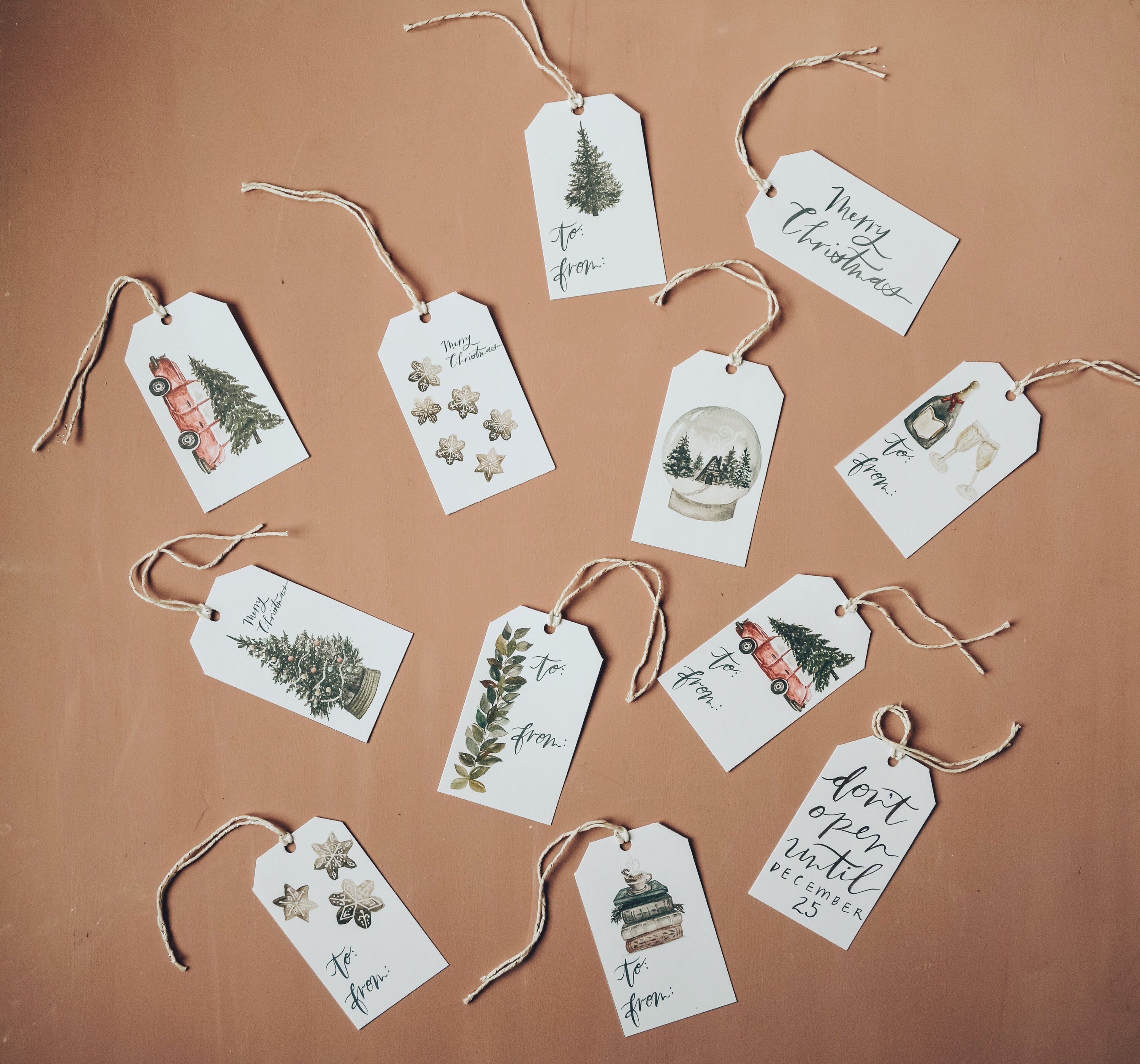 Holiday Gift Tags and Mini Cards {free printable} – Tip Junkie