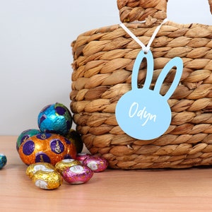 Etiqueta personalizada para cesta de Pascua - Etiqueta personalizada con nombre de conejito de acrílico pastel - Etiqueta personalizada para cesta de búsqueda de huevos de Pascua - Mi primer regalo de Pascua