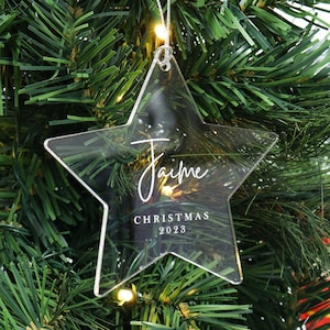 Star-Shaped Personalised Christmas Ornament Bauble Decoration - Clear Acrylic Star Family Christmas Tree Ornaments | Custom Name Bauble