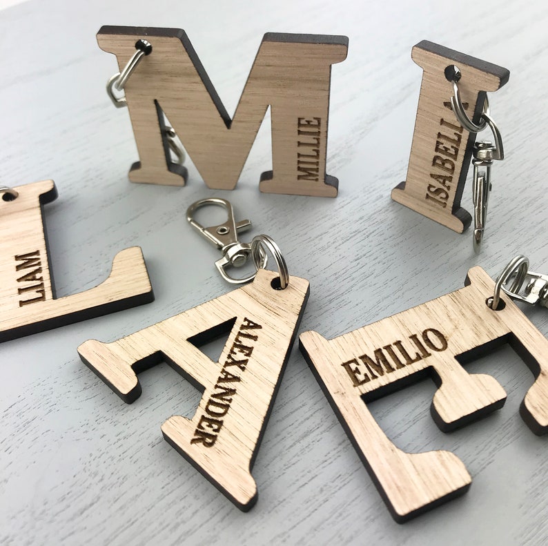 Personalised wooden kids name tags. Laser cut bag tag/ key ring for kids, daycare, preschool, nursery school bag. Custom alphabet key ring image 3