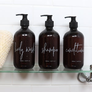 3-teiliges AMBER Badezimmerflaschen-Set DESIGN 1 - Körperwäsche, Shampoo, Conditioner - 500ml Pumpflaschenspender