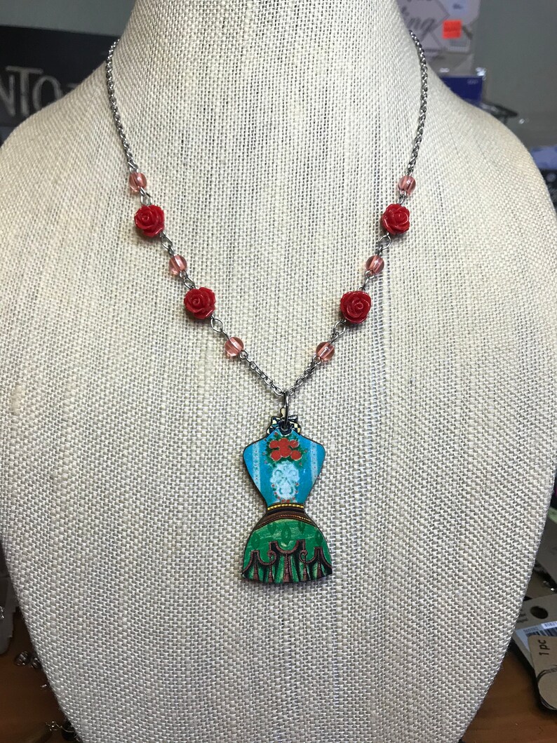 Vintage Corset Necklace with Rose Flower Beads on Silver Chain Unique Gift for Her,Victorian Red Green Corset Floral Pendant Birthday Gift