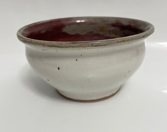 White and Red bowl / planter