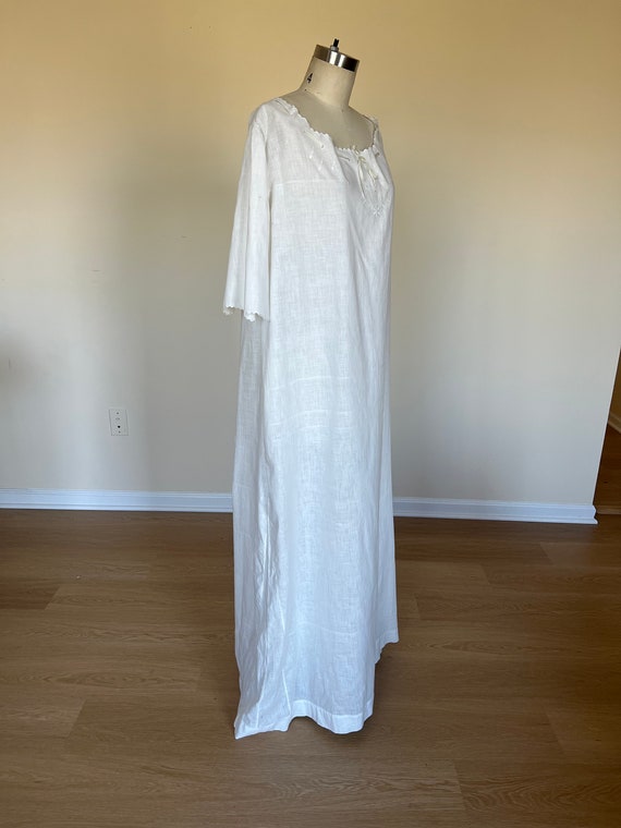 Plus sized Antique Edwardian hand sewn nightgown.… - image 3