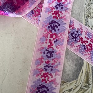 Bty vintage pink floral ribbon