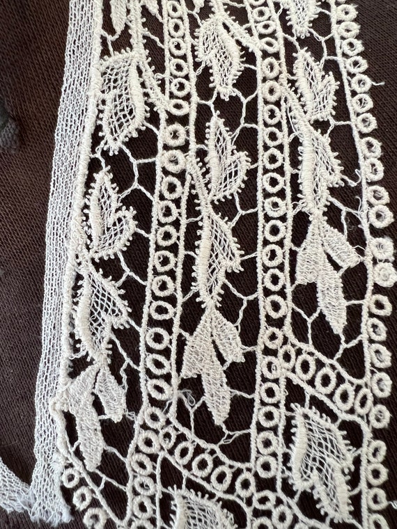 Machine made lace collar. Antique.  Edwardian. 19… - image 4