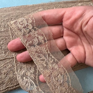 Vintage 1930s cotton lingerie lace