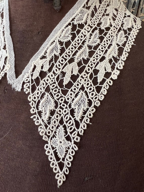 Machine made lace collar. Antique.  Edwardian. 19… - image 7