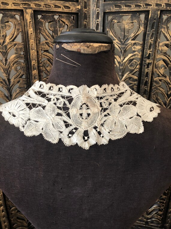 Antique Victorian Black Lace Collar - Bobbin Lace