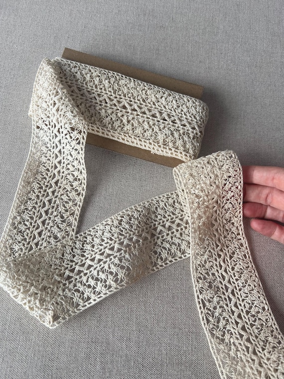 3.5  yards Antique handmade Irish crochet lace trim.