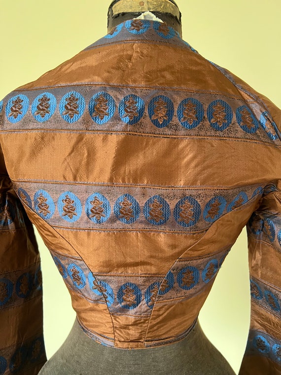 original 1850s or 1860s silk bodice. - image 5