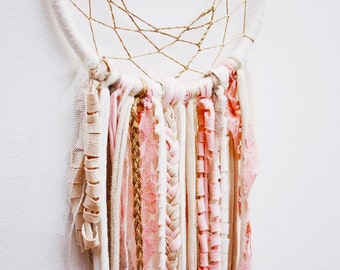 Dreamcatcher girl nursery