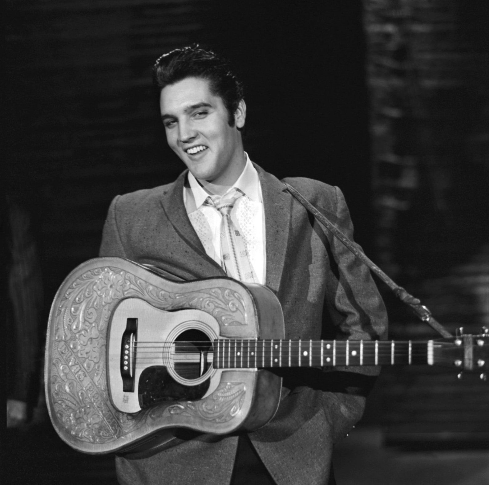 Elvis Presley In Concert Acoustic Guitar Poster Art Photo Etsy