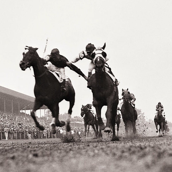 The Fighting Finish 1933 Kentucky Derby Horse Racing Equine Poster Art Photo 8x10 and/or 11x14