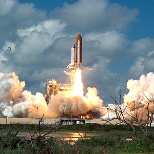 Space Shuttle Discovery STS-26 Launch NASA Poster Art Photo 8x10  11x14 and/or 16x20