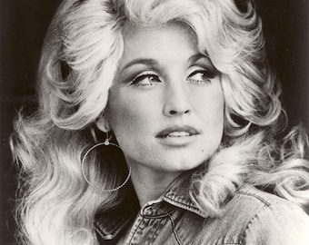 Dolly Parton Beautiful Face Country Music Poster Art Photo Artwork 8x10 11x14 and/or 16x20